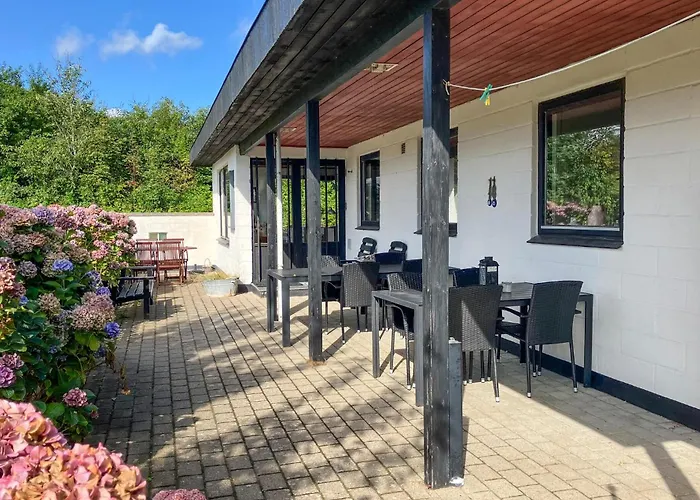 Pet Friendly In With Wifi Struer